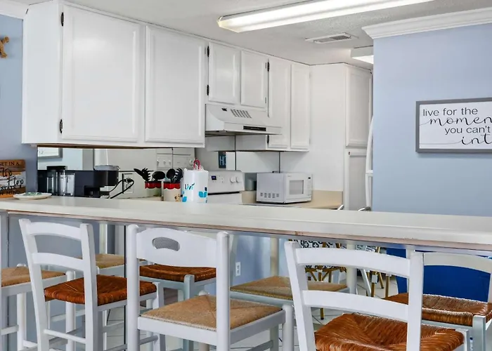 Beachy Family - Pools Balcony Access Holiday home Gulf Shores